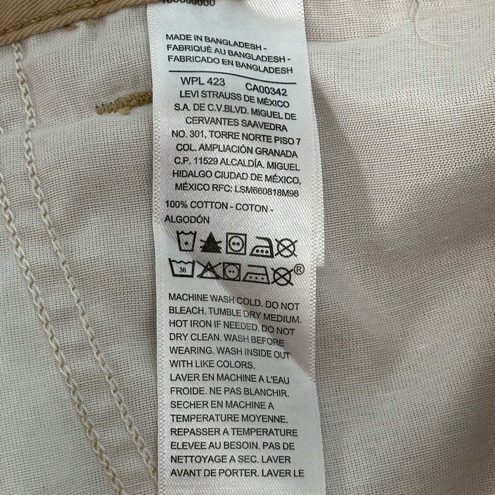 Men's Levi's Levi Strauss 40 XL Chino Khakis Cargo Utility Shorts Khaki NWT - Picture 8 of 9